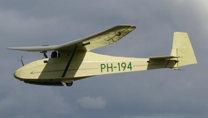 Astrid & Martijn / Slingsby Prefect / PH-194 / 1952